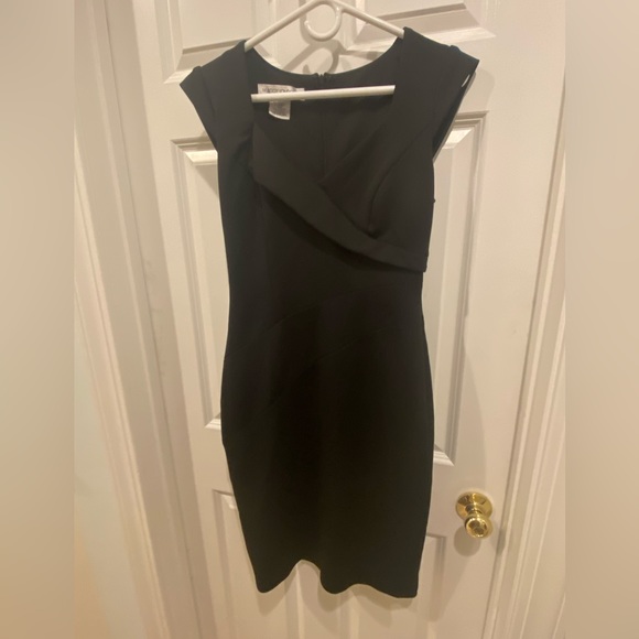 Maggy London Dresses & Skirts - Absolutely stunning/sexy/classy/classic little black dress💃🏼